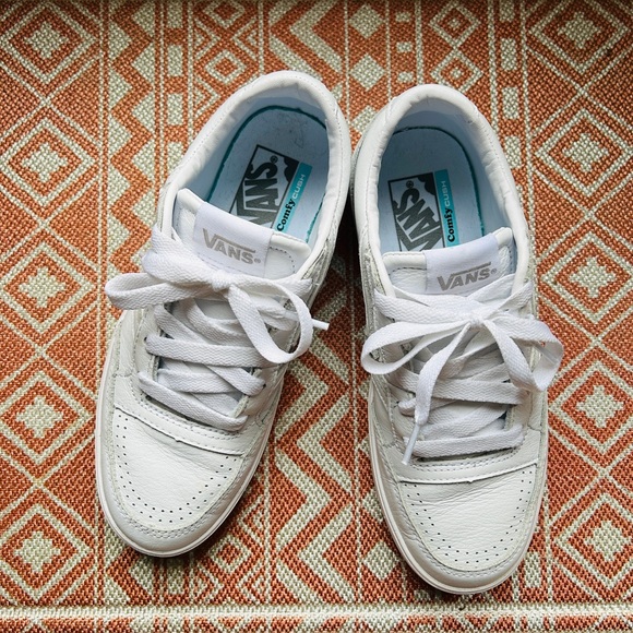 *SOLD* Vans Lowland CC - Picture 4 of 8